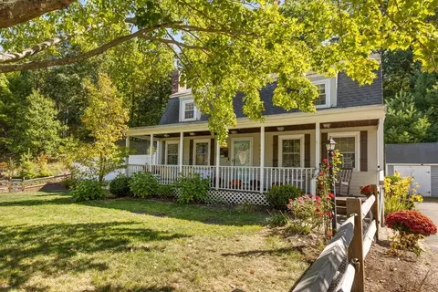 104 Ash St, Townsend, MA 01469 photo 3