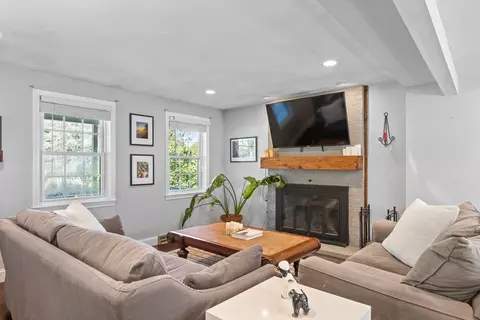 104 Ash St, Townsend, MA 01469 photo 7