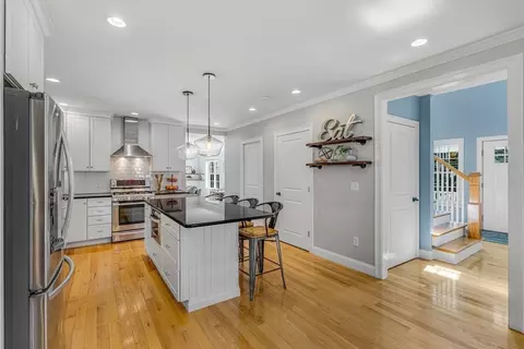 79 Robbins St, Acton, MA 01720 photo 2