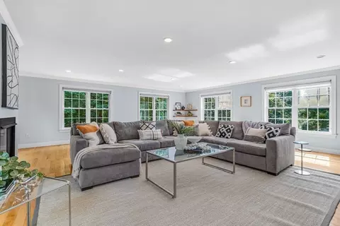 79 Robbins St, Acton, MA 01720 photo 8