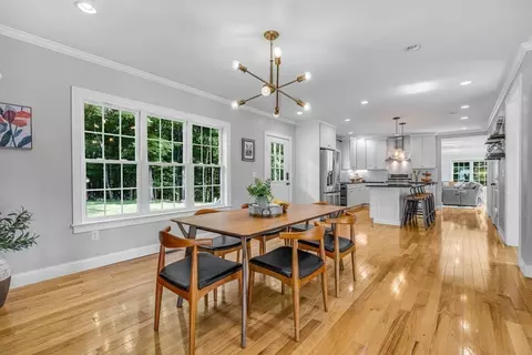 79 Robbins St, Acton, MA 01720 photo 5