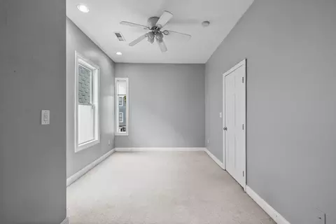 647 E 3rd #2, Boston, MA 02127 photo 27