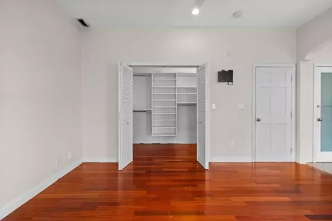 647 E 3rd #2, Boston, MA 02127 photo 18