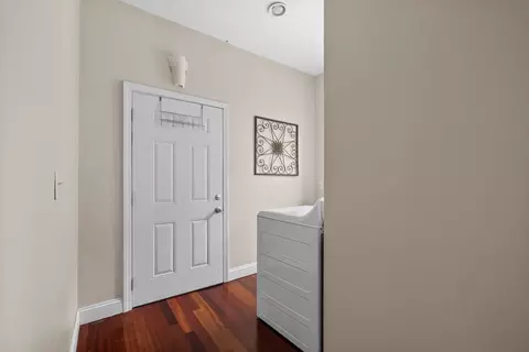 647 E 3rd #2, Boston, MA 02127 photo 31