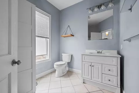 647 E 3rd #2, Boston, MA 02127 photo 21