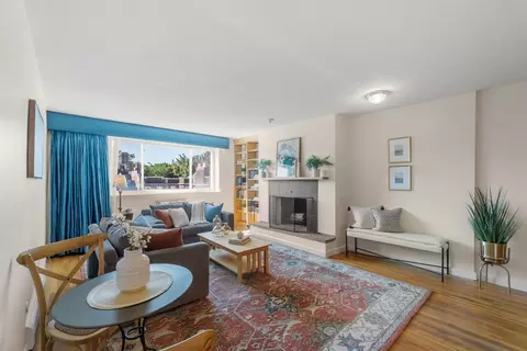 9 Chauncy St #61, Cambridge, MA 02138