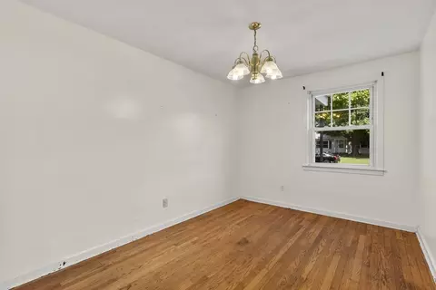 57 Jean Dr, Springfield, MA 01104 photo 5