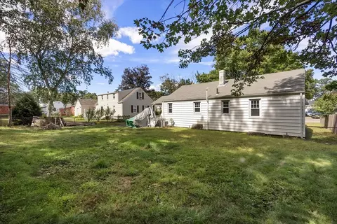 57 Jean Dr, Springfield, MA 01104 photo 8