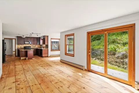 Living - 178 Northwest Rd, Westhampton, MA 01027 photo 3 of 7