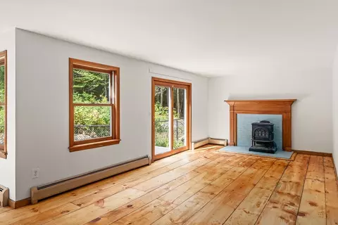 Living - 178 Northwest Rd, Westhampton, MA 01027 photo 6 of 7