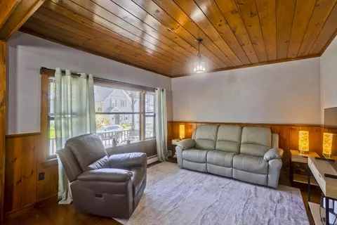 Living - 92 Locust Ave, Worcester, MA 01604 photo 1 of 3