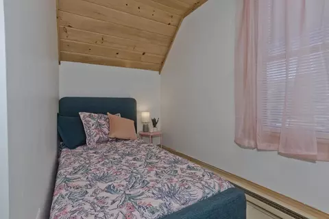 Bedroom - 92 Locust Ave, Worcester, MA 01604 photo 6 of 7