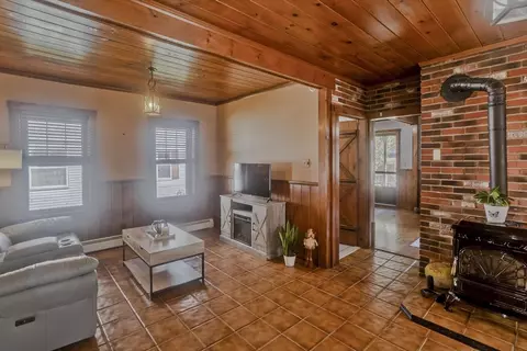 Other - 92 Locust Ave, Worcester, MA 01604 photo 2 of 10