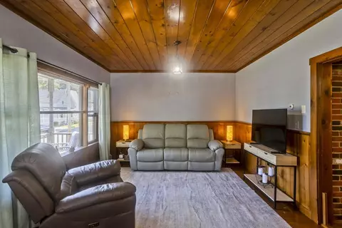 Living - 92 Locust Ave, Worcester, MA 01604 photo 2 of 3
