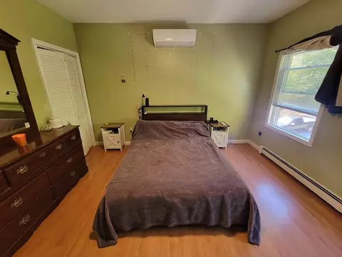 Bedroom - 297 Sheldon Rd, Barre, MA 01005 photo 5 of 6