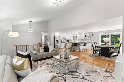 416 Foundry St, Easton, MA 02356