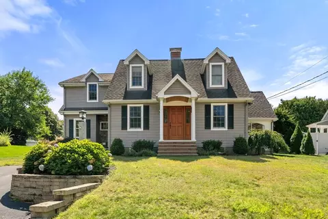 138 Prospect St, Wakefield, MA 01880