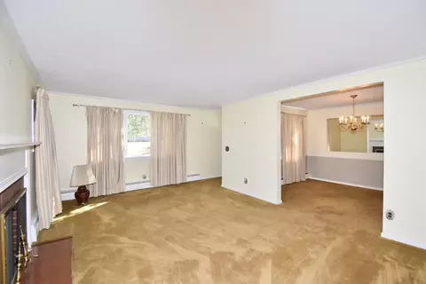 74 Blanche St, Springfield, MA 01119 photo 11