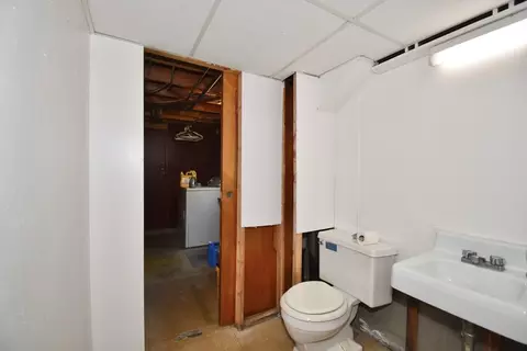 74 Blanche St, Springfield, MA 01119 photo 28