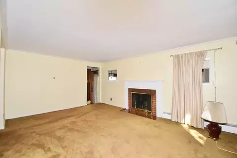 74 Blanche St, Springfield, MA 01119 photo 8