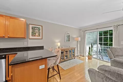 32 Whispering Pine Cir #32, Worcester, MA 01606 photo 11