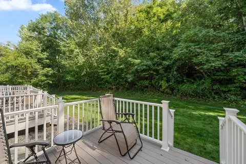 32 Whispering Pine Cir #32, Worcester, MA 01606 photo 28