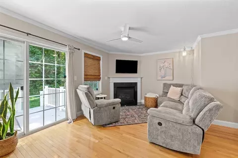 32 Whispering Pine Cir #32, Worcester, MA 01606 photo 14
