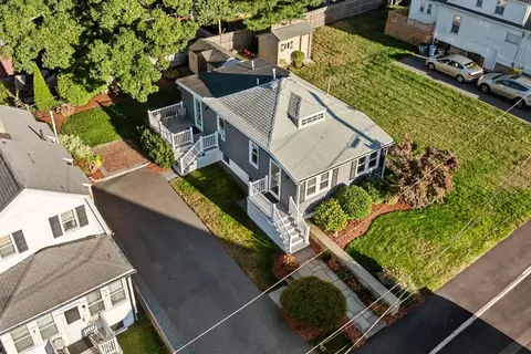 46 Gannett Rd, Quincy, MA 02169