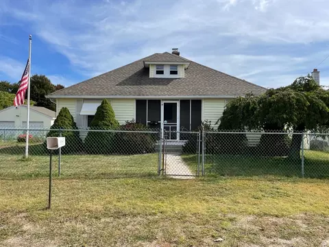 172-174 Cedar St, Ludlow, MA 01056