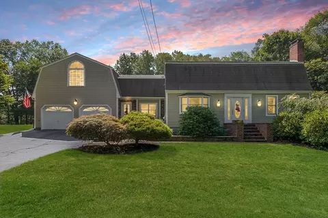 16 Jackie Dr, Millbury, MA 01527