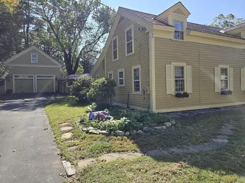 105 Church St, Ware, MA 01082 photo 3