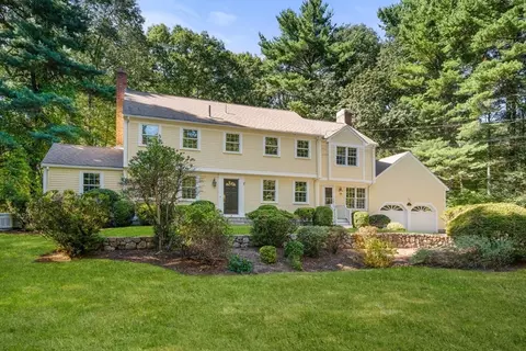 13 Wood Rd, Sherborn, MA 01770