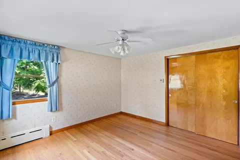 26 Brook St, Easthampton, MA 01027 photo 19