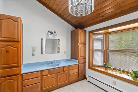 26 Brook St, Easthampton, MA 01027 photo 23