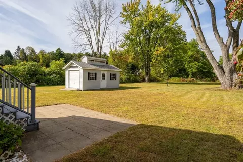 26 Brook St, Easthampton, MA 01027 photo 6