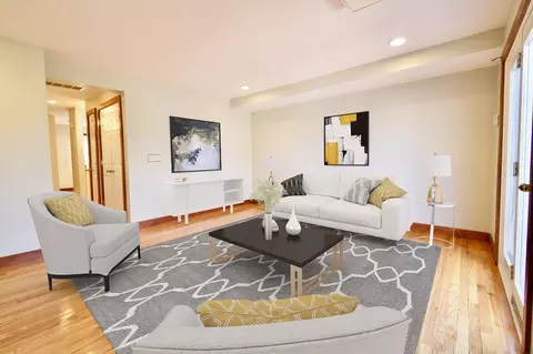 39 Bellis Cir #E, Cambridge, MA 02140