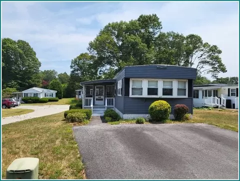 47 Sycamore Dr, Halifax, MA 02338