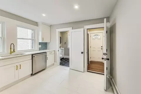 39-41 Luke Rd, Everett, MA 02149 photo 3