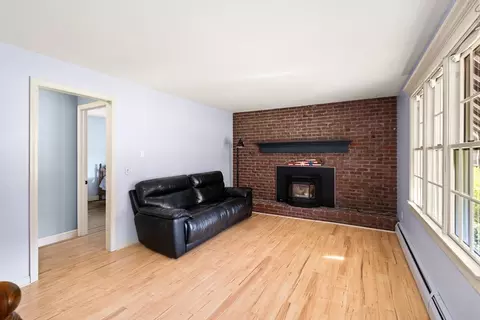 63 Pomeroy St, Easthampton, MA 01027 photo 21