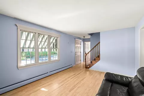 63 Pomeroy St, Easthampton, MA 01027 photo 25