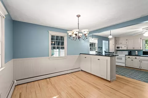 63 Pomeroy St, Easthampton, MA 01027 photo 20