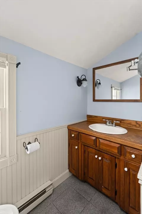 63 Pomeroy St, Easthampton, MA 01027 photo 35