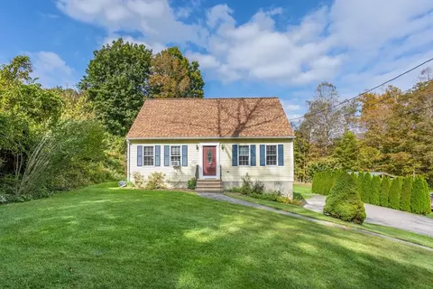77 Ward St, North Brookfield, MA 01535