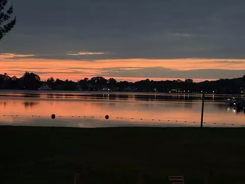 View/Area - 103 Lakeside Ave, Webster, MA 01570 photo 2 of 3