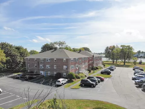 4 Mcdewell Ave #11, Danvers, MA 01923 photo 3
