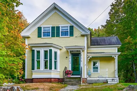 14 S School St, Ashburnham, MA 01430