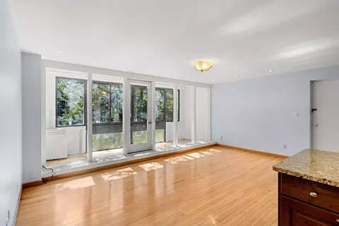 6 Juniper St #16, Brookline, MA 02445 photo 10