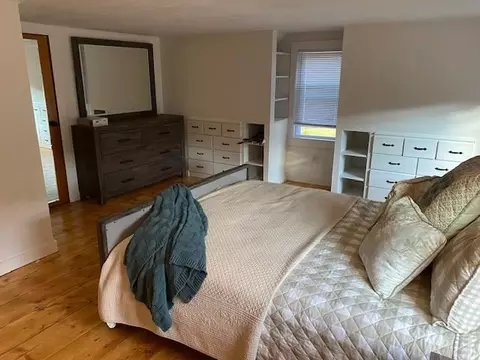Bedroom - 200 Great Neck Rd, Wareham, MA 02571 photo 2 of 3