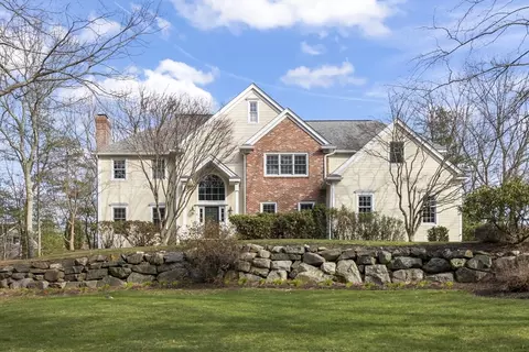 4 Kato Smt, Sudbury, MA 01776
