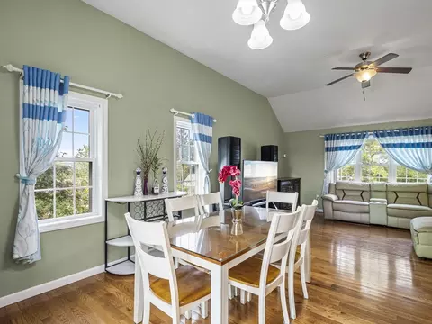 48 Wilkinson St, Worcester, MA 01606 photo 8